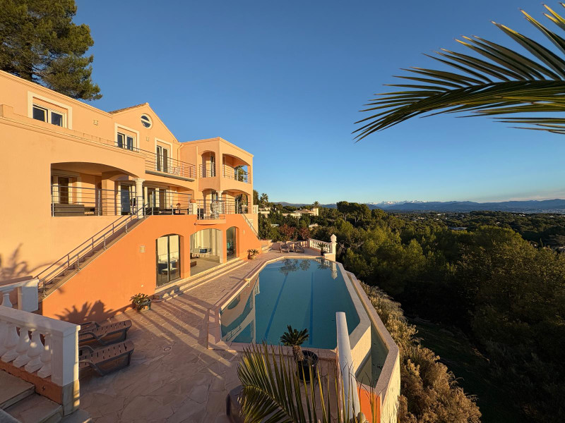 French property for sale in Vallauris, Alpes-Maritimes - €3,490,000 - photo 0