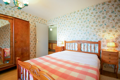 French property for sale in Bugeat, Corrèze - €195,000 - photo 8