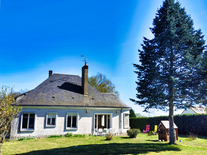 French property for sale in Saint-Aignan, Loir-et-Cher - €152,175 - photo 0