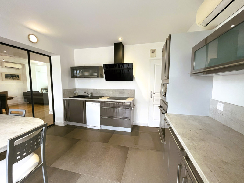 French property for sale in Périgny, Charente-Maritime - €585,400 - photo 1