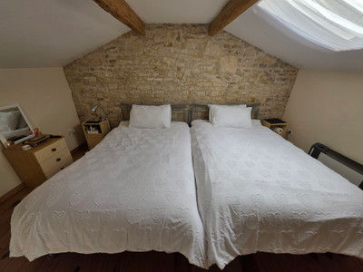 French property for sale in Saint-Fraigne, Charente - €183,000 - photo 5