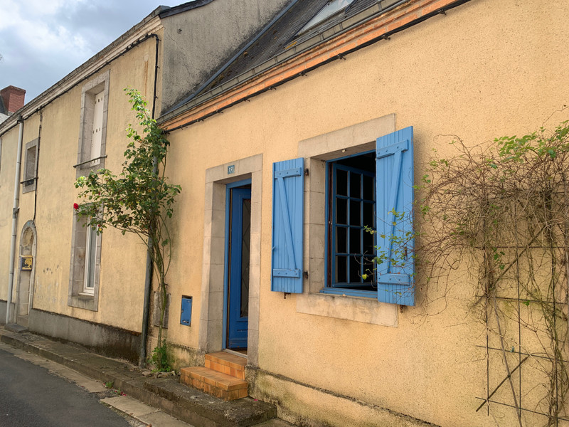 French property for sale in Parcé-sur-Sarthe, Sarthe - &#8364;58,000 - photo 2
