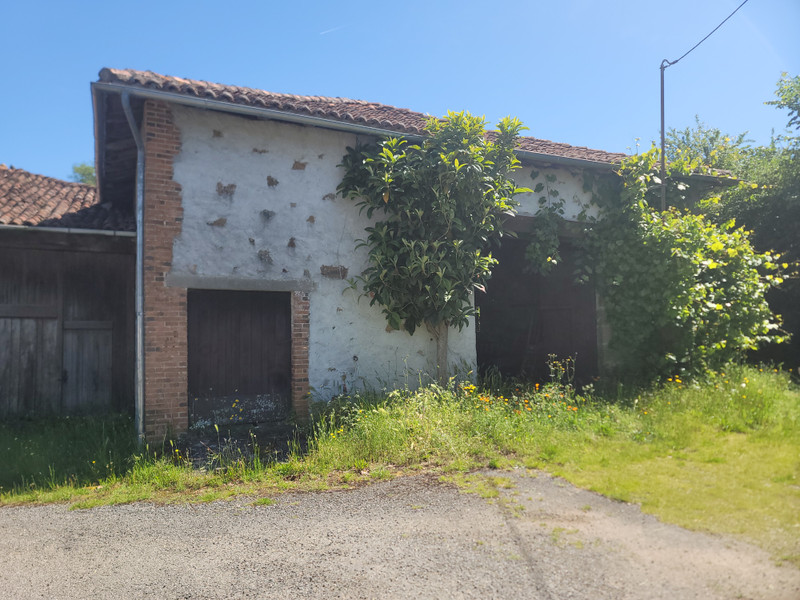 Propriété à vendre à Chabrac, Charente - 36 600 €