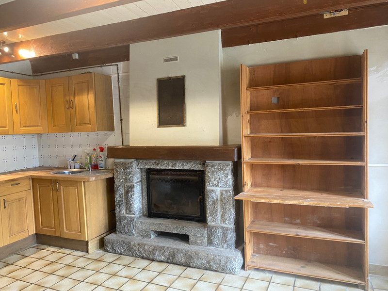 French property for sale in Bulat-Pestivien, Côtes-d'Armor - €46,600 - photo 2