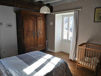 Maison à vendre à La Rochebeaucourt-et-Argentine, Dordogne - 904 060 € - photo 9