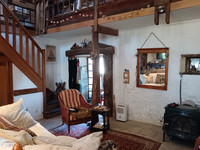 Maison à vendre à Pleuville, Charente - 251.450 € - photo 6