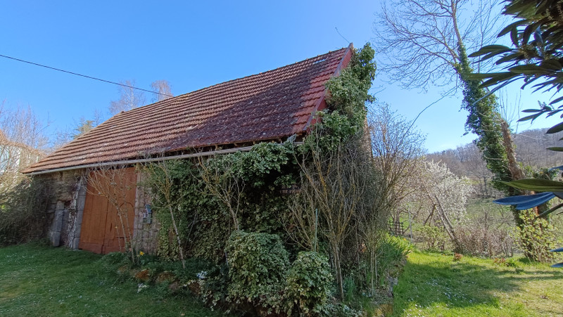 French property for sale in Auzances, Creuse - €129,000 - photo 4