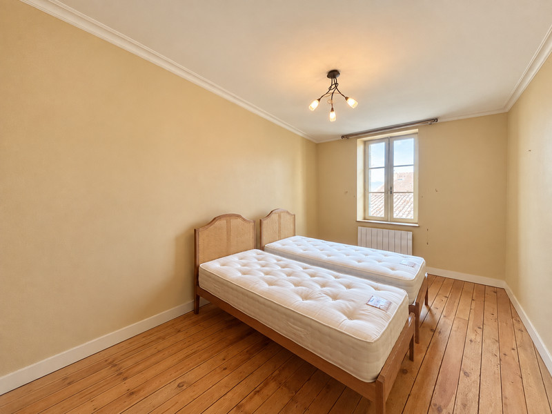 French property for sale in Pellegrue, Gironde - €208,000 - photo 4