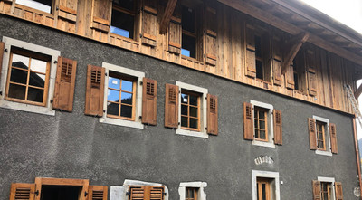 Morzine Centre - Last remaining Luxury 4-bed Duplex Apartment in Traditional Farmhouse from the 18th Century.