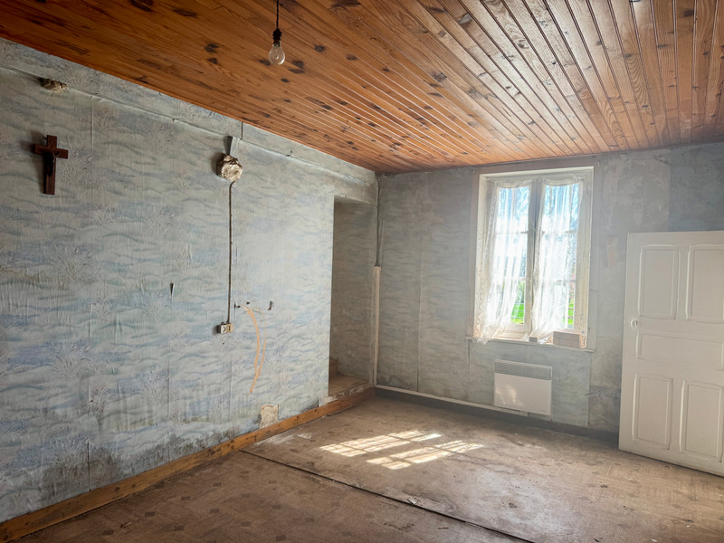 French property for sale in Saint-Calais-du-Désert, Mayenne - €71,600 - photo 8