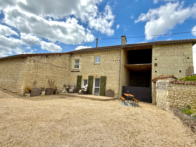 French property for sale in Dercé, Vienne - €475,000 - photo 6