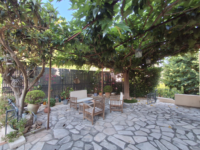 French property for sale in Toulon, Var - €799,000 - photo 1