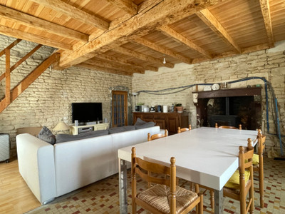 French property for sale in Marcillac-Lanville, Charente - €75,000 - photo 3