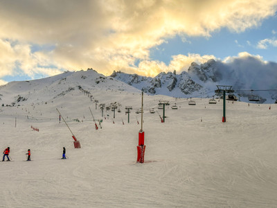 Furnished 1 bedroom, ski in ski out apartment  on the piste in Courchevel 1850 with garage, cave, ski locker