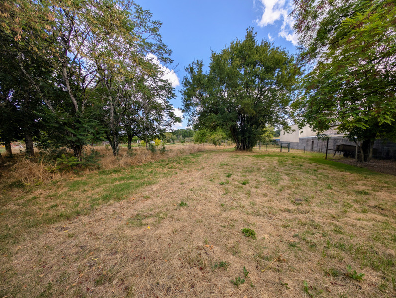 French property for sale in Aubigné, Deux-Sèvres - €110,000 - photo 6