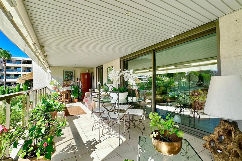 French property for sale in Nice, Alpes-Maritimes - €849,000 - photo 1
