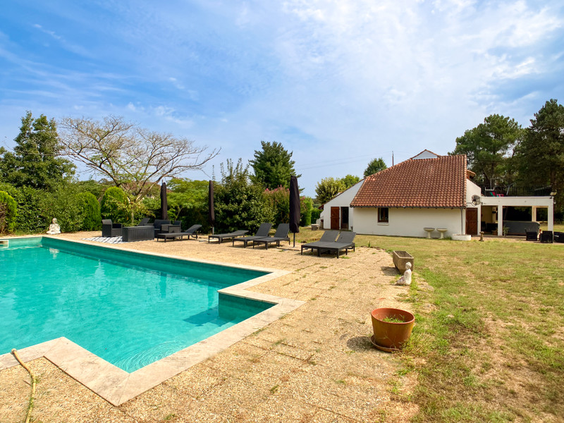 French property for sale in Campagne-d'Armagnac, Gers - €375,000 - photo 2