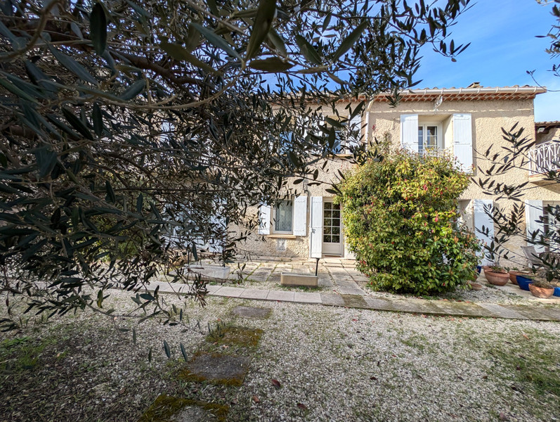 Maison à vendre à Saint-Saturnin-lès-Avignon, Vaucluse - 498.000 € - photo 1