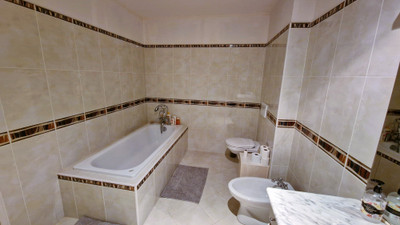 French property for sale in Saint-Sulpice-de-Faleyrens, Gironde - €875,000 - photo 7