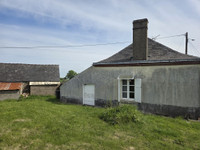 Propriété à vendre à Ombrée d'Anjou, Maine-et-Loire - 69 600 € - photo n°2
