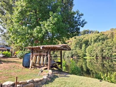 Maison à vendre à Saint-Junien, Haute-Vienne, Limousin, avec Leggett Immobilier