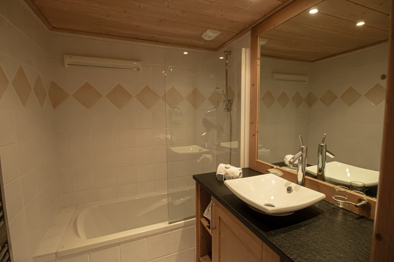 Ski property for sale in Les Menuires - €650,000 - photo 9