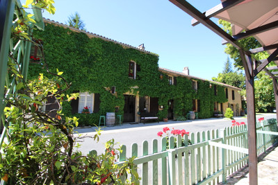 Maison à vendre à Montferrand-du-Périgord, Dordogne, Aquitaine, avec Leggett Immobilier