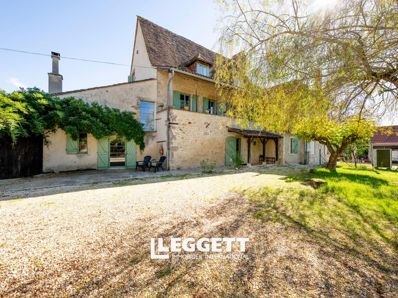 Maison 335m² — Saint-Martin-de-Gurson