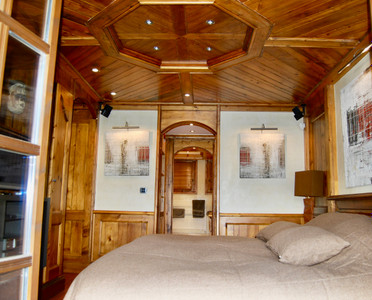 Exclusive 4 bedroom detached chalet in the centre of Courchevel 1850 close to ski piste & commerces.