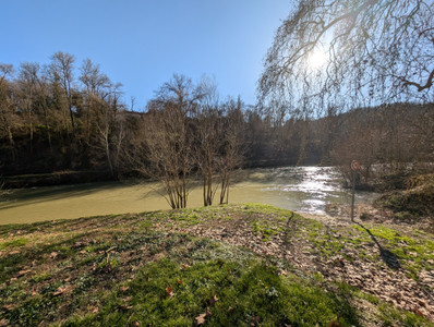 French property for sale in Vianne, Lot-et-Garonne - €135,000 - photo 1