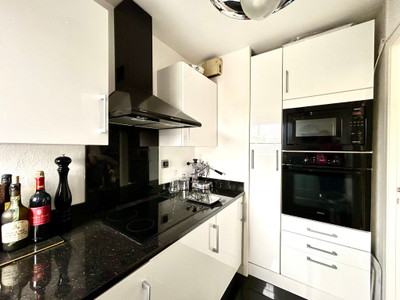French property for sale in Deauville, Calvados - €393,000 - photo 4