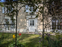 Propriété à vendre à Champniers, Charente - 443 000 € - photo n°1