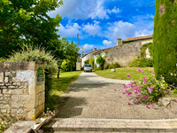 Maison à vendre à Chef-Boutonne, Deux-Sèvres - 267.500 € - photo 7