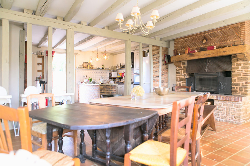 French property for sale in Saint-Priest-Ligoure, Haute-Vienne - €699,000 - photo 4