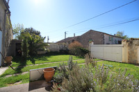 Maison à vendre à Ranville-Breuillaud, Charente - 155.000 € - photo 10