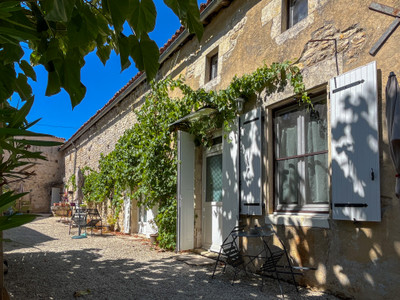 French property for sale in Villiers-le-Roux, Charente - €379,950 - photo 8
