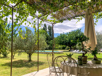 French property, houses and homes for sale in Pernes-les-Fontaines Vaucluse Provence_Cote_d_Azur