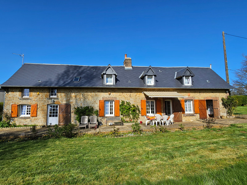 Maison à vendre à Le Merlerault, Orne - 194.400 € - photo 1