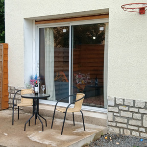 French property for sale in Ruffec, Charente - €137,000 - photo 9