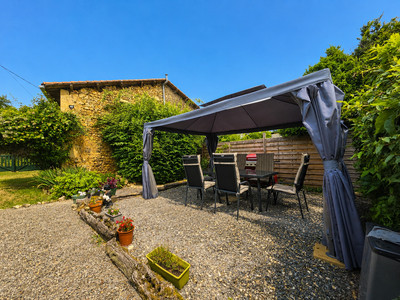 French property for sale in Suaux, Charente - €139,995 - photo 8
