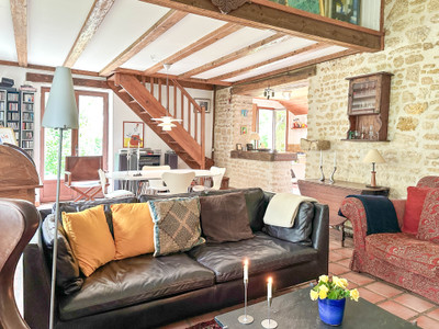 French property for sale in Val-d'Auge, Charente - €189,000 - photo 2