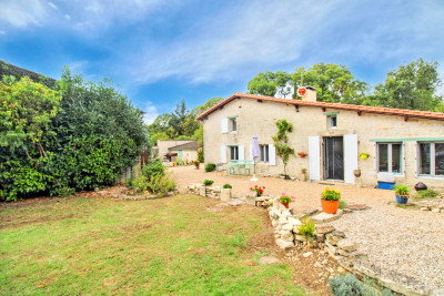 house for sale in Deux-Sèvres