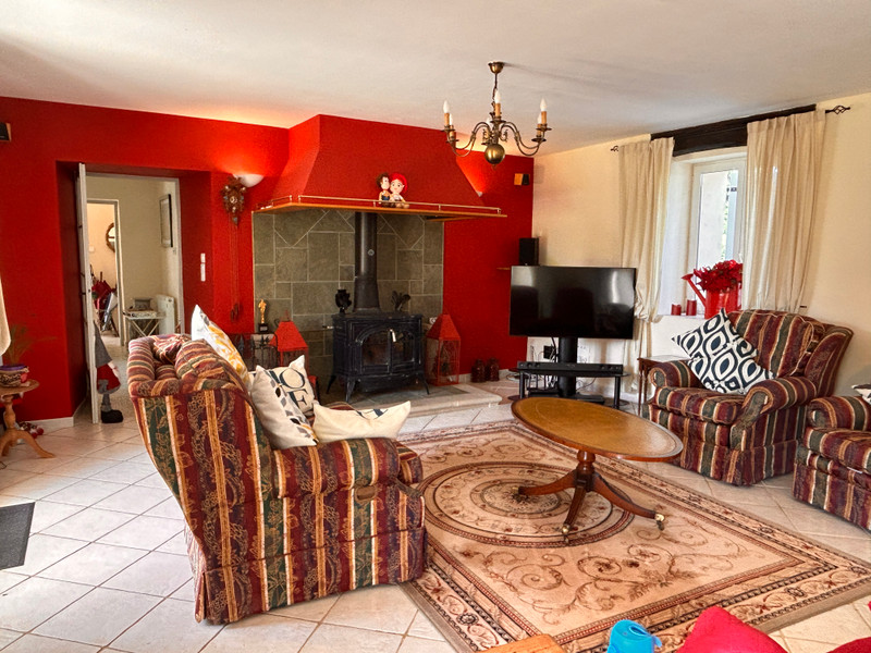 French property for sale in La Bazeuge, Haute-Vienne - €364,500 - photo 2