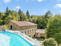 Maison à vendre à Busserolles, Dordogne - 740 000 € - photo 1