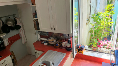 French property for sale in La Rochelle, Charente-Maritime - €636,000 - photo 3
