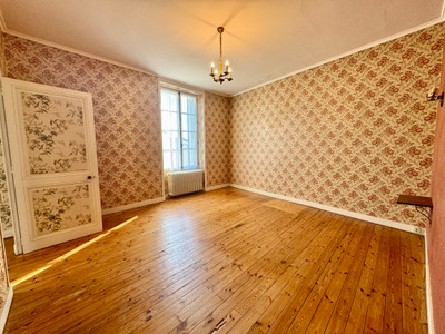 French property for sale in Mirebeau, Vienne - €163,000 - photo 3