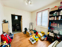 Maison à vendre à Neuilly-le-Vendin, Mayenne - 115.500 € - photo 4