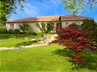 Maison à vendre à Angoulême, Charente, Poitou-Charentes, avec Leggett Immobilier