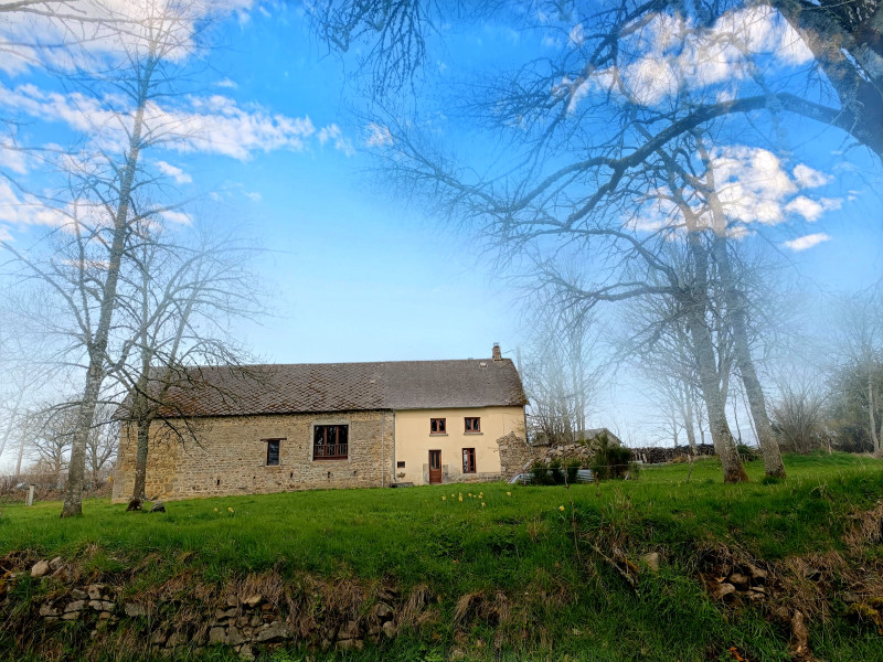 Propriété à vendre à Crocq, Creuse - 88 000 €
