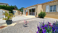 Maison à vendre à Pépieux, Aude - 295.000 € - photo 1